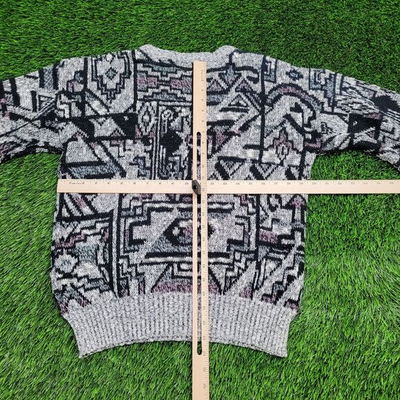 Vintage Geometric AOP Sweater Womens Medium 20x23 Gray - Picture 6 of 10